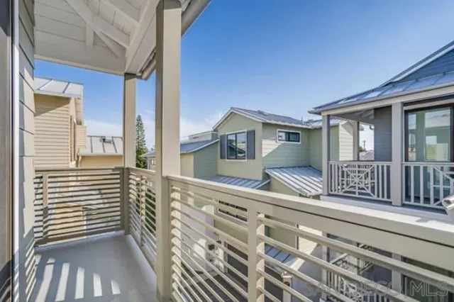 $30,000 | 710 E Avenue, Coronado, CA 92118