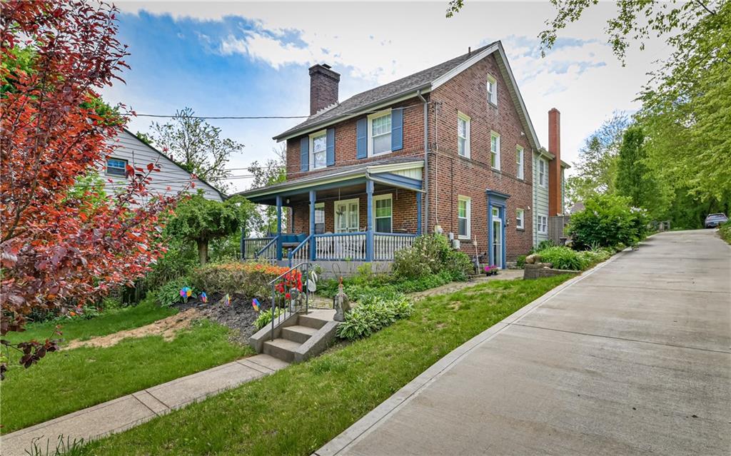 237 Clearview Road Pittsburgh, PA 15202 - Photo 2 of 25 Gallery Image 2