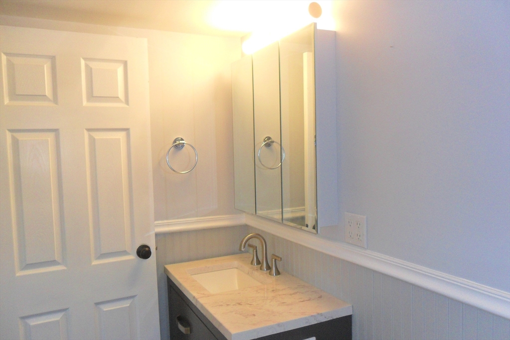 1550 Worcester Road, Unit 528 Framingham, MA 01702 - Photo 17 of 38