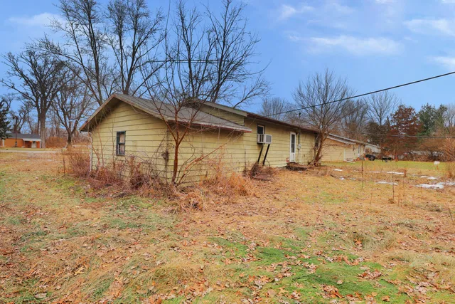 $99,900 | 2627 Birch Tree Lane, Demotte, IN 46310