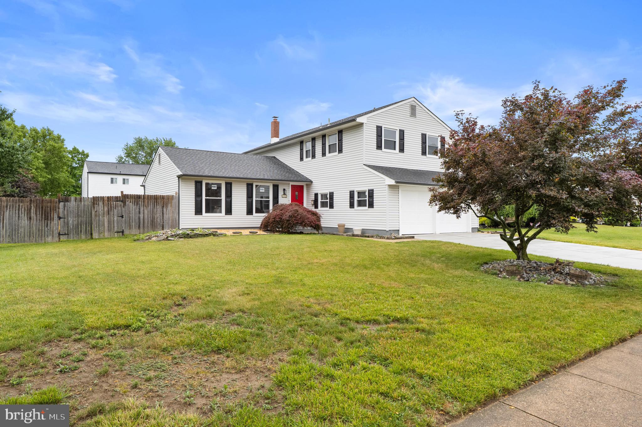 14 Stonebridge Road Cherry Hill, NJ 08003 - Photo 2 of 38
