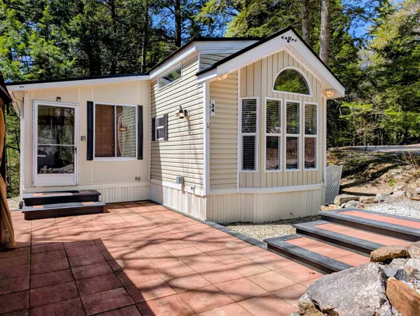 $250,000 | 34 Overlook Road, Unit AKA 11), Holderness, NH 03245