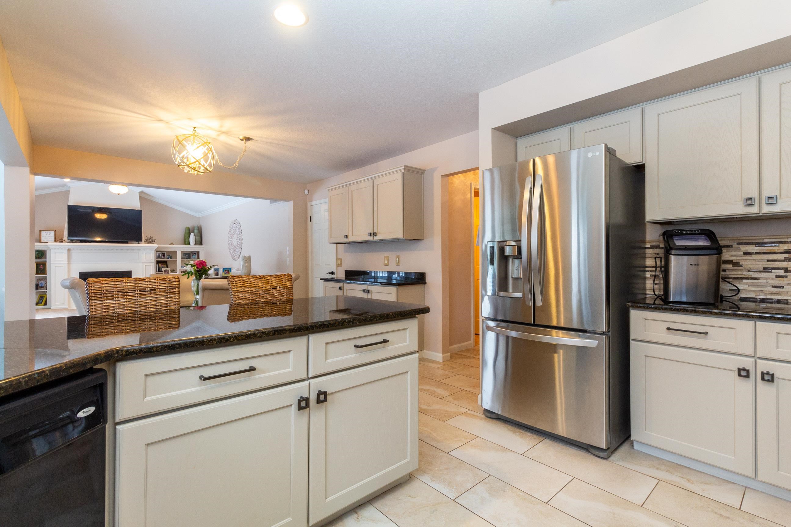 1400 Kings Pointe Road Grand Blanc, MI 48439 - Photo 22 of 54