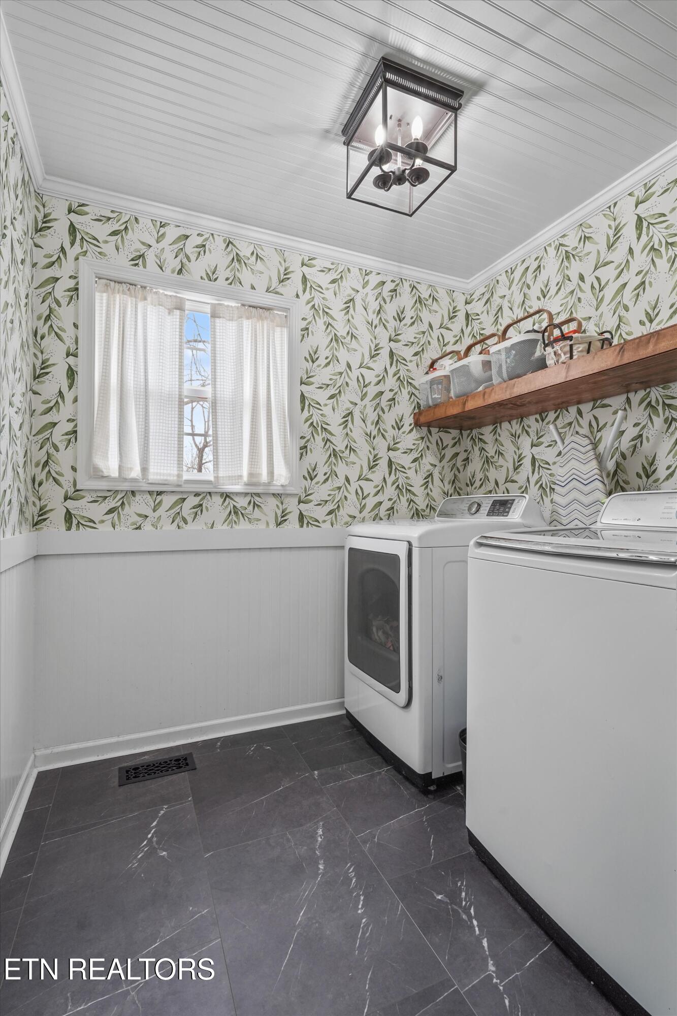 3323 Red Meadow Road Knoxville, TN 37931 - Photo 12 of 46 12-3323 Red Meadow Rd 09