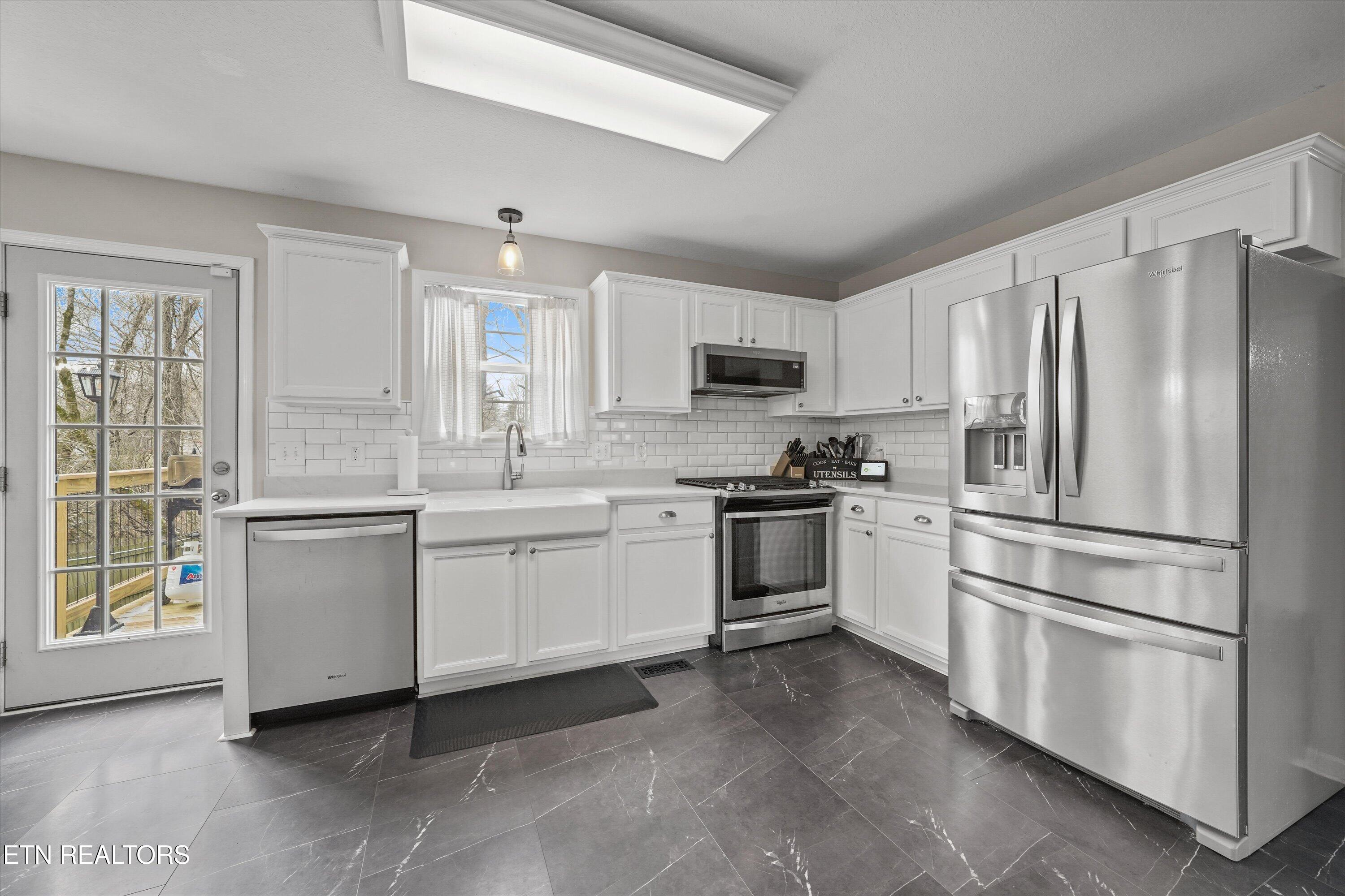 3323 Red Meadow Road Knoxville, TN 37931 - Photo 18 of 46 18-3323 Red Meadow Rd 15