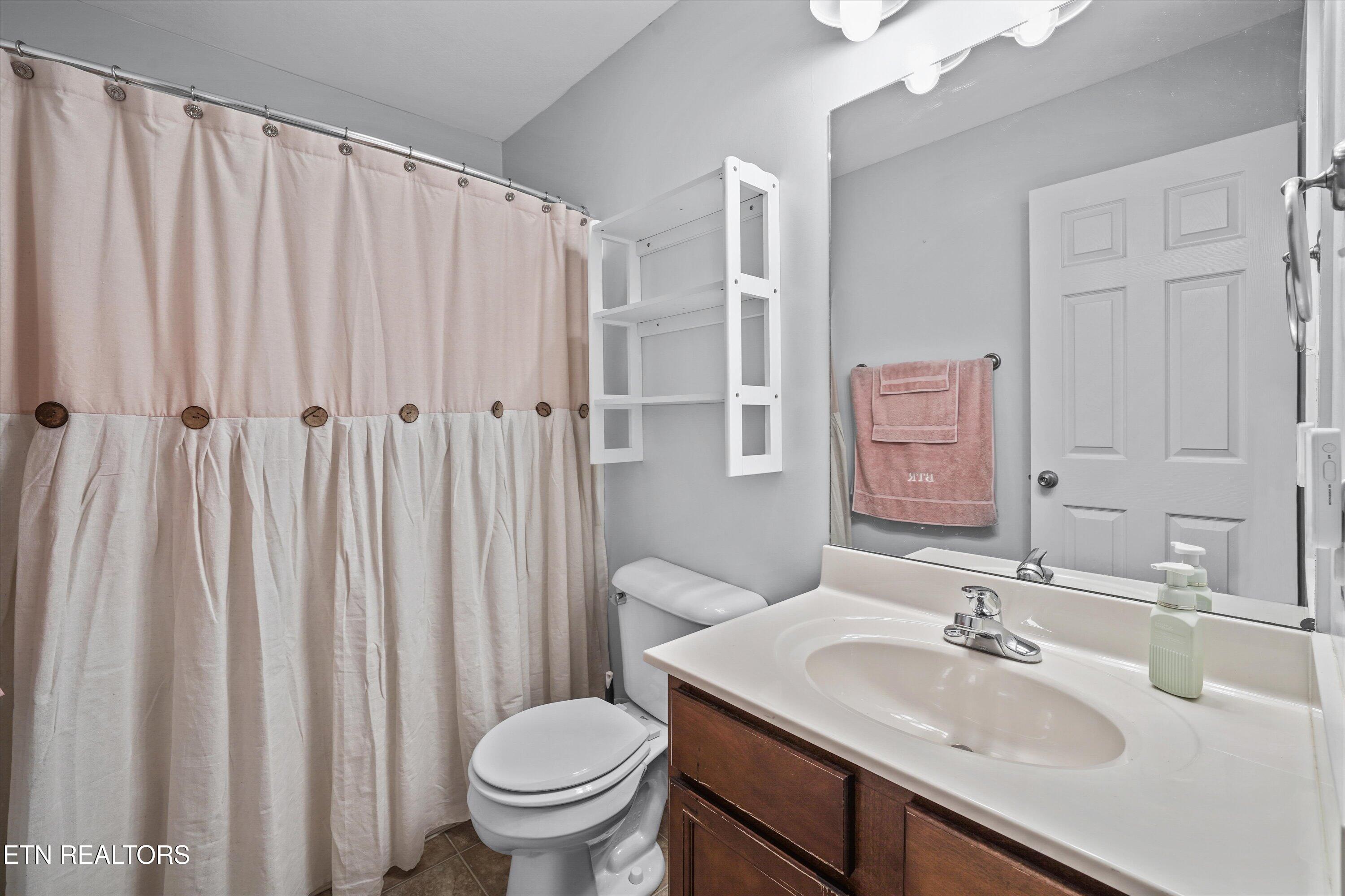 3323 Red Meadow Road Knoxville, TN 37931 - Photo 23 of 46 23-3323 Red Meadow Rd 20