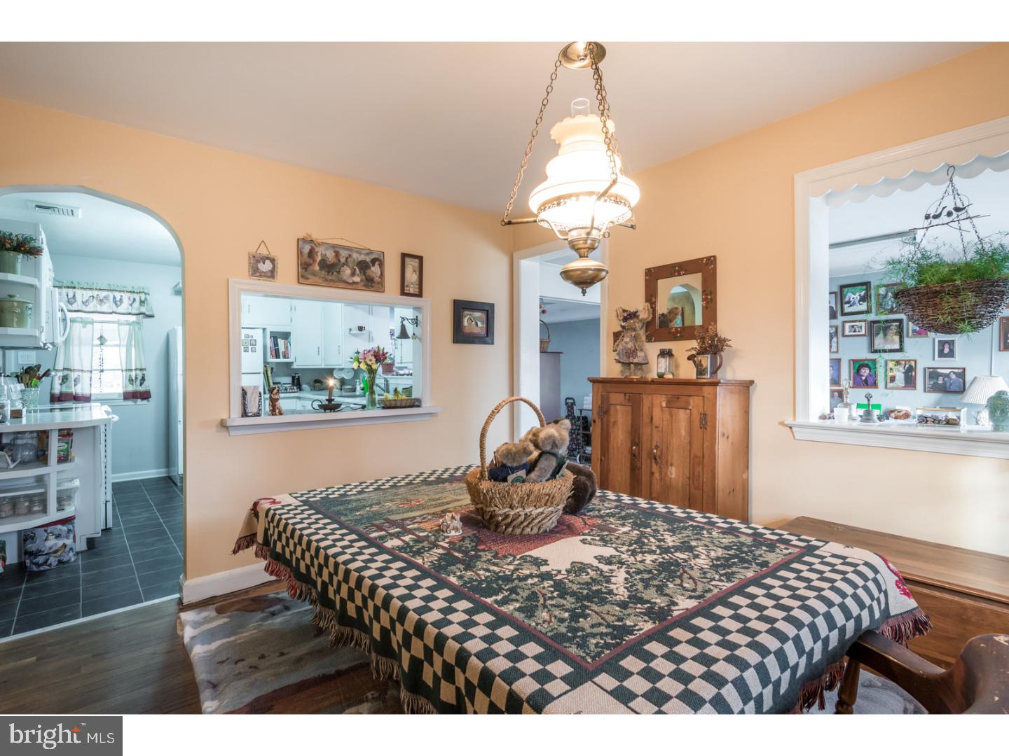 411 East Moyer Road Pottstown, PA 19464 - Photo 8 of 25 Dining Room