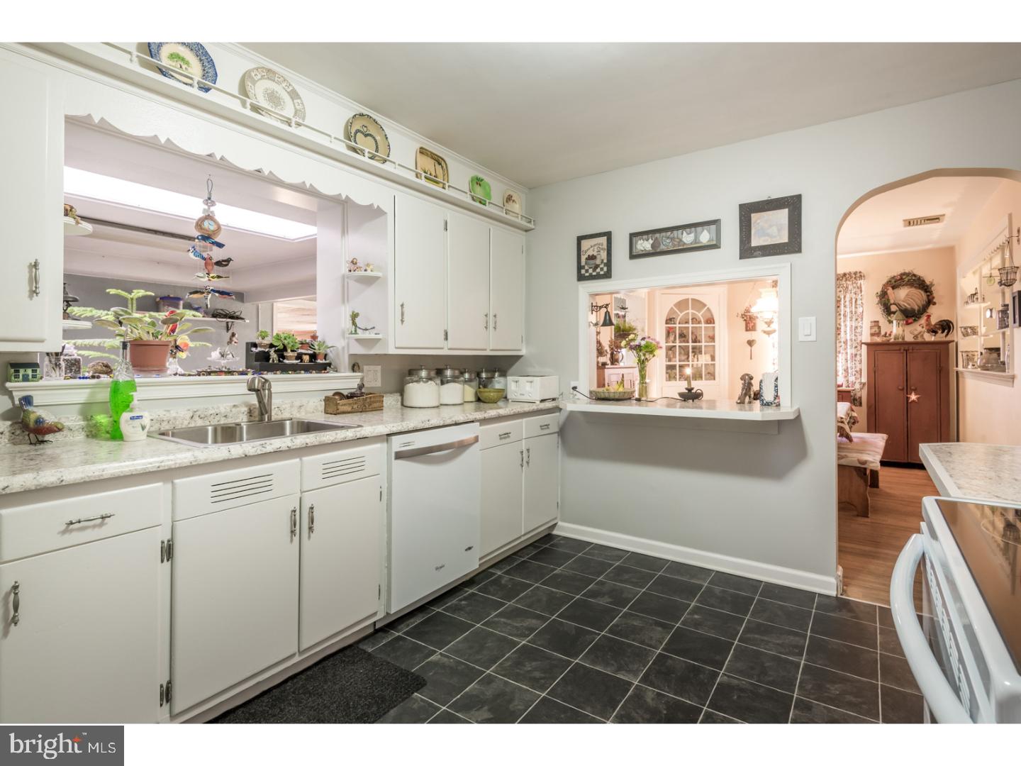 411 East Moyer Road Pottstown, PA 19464 - Photo 10 of 25 Kitchen