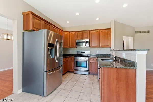 $520,000 | 1211 Burrows Drive, Greenwich, NJ 08886