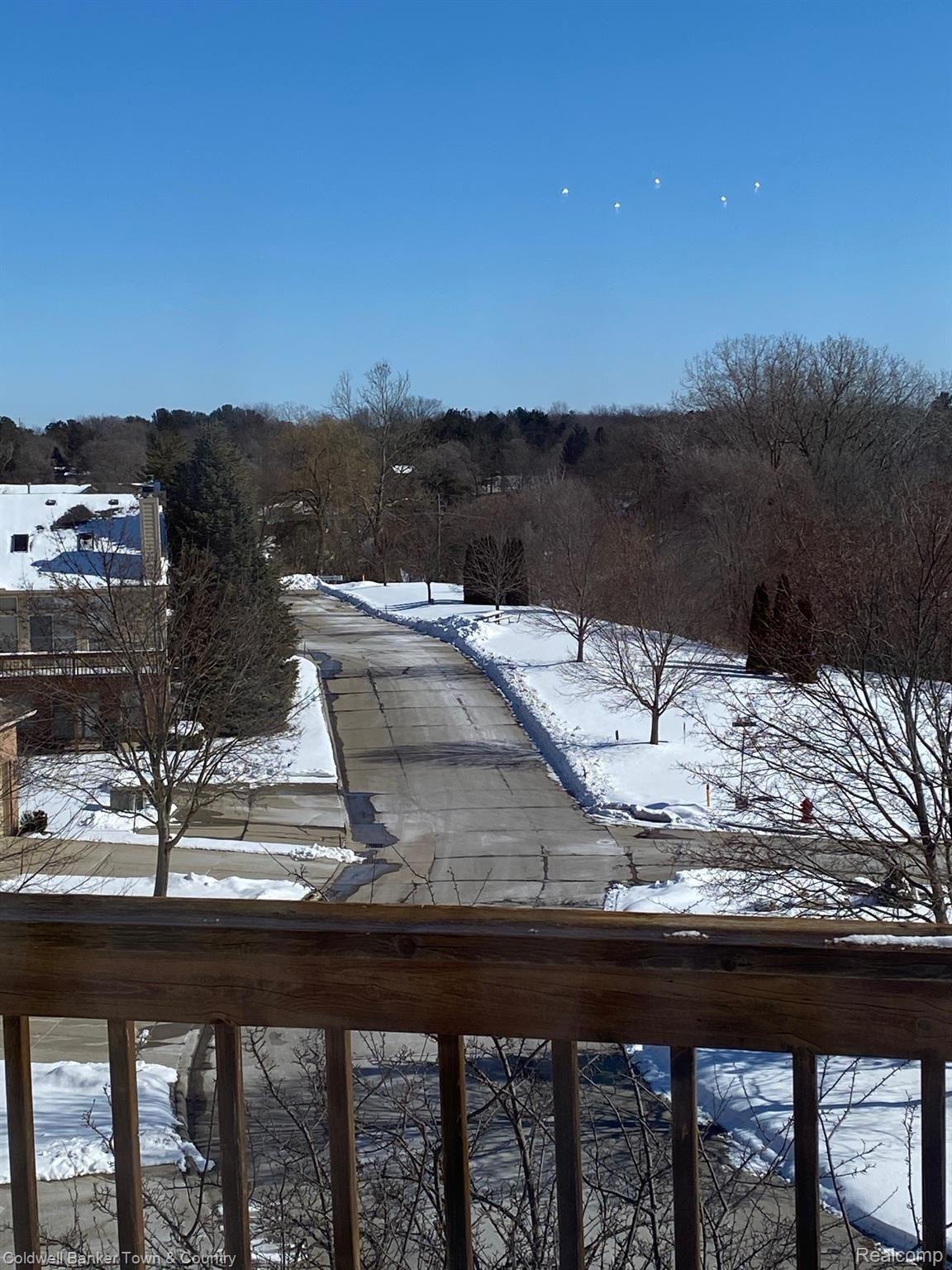 674 Summit Ridge Drive, Unit 17 Milford, MI 48381 - Photo 48 of 51 view.jpg