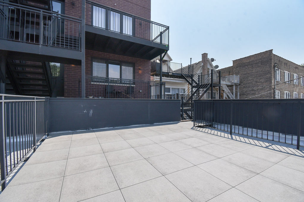 Undisclosed Address Chicago, IL 60613 - Photo 45 of 50 a view of terrace