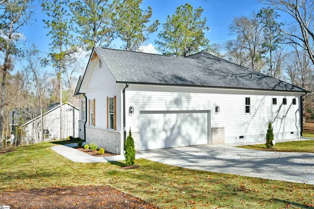 $319,000 | 1829 Kiki Cece Lane, Anderson, SC 29621