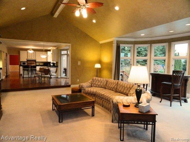 5835 Murfield Drive Rochester, MI 48306 - Photo 10 of 32 10.JPG