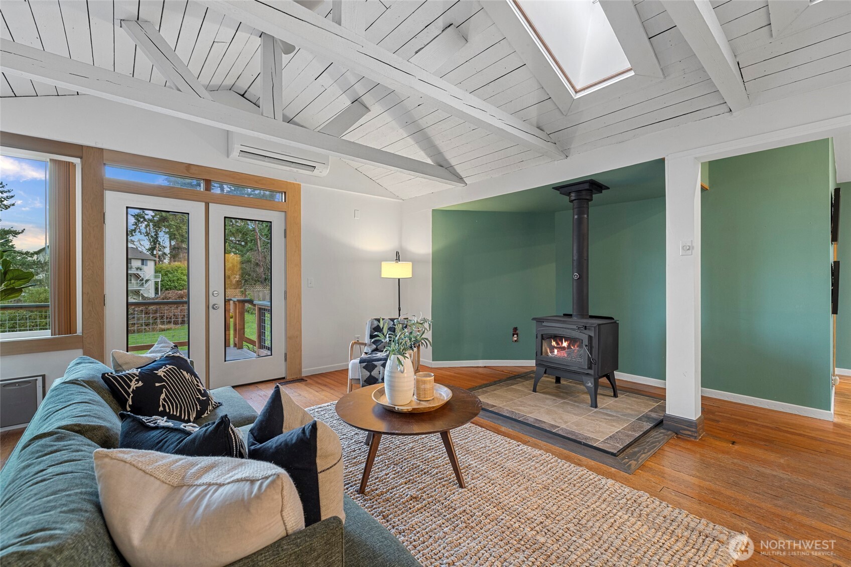 6897 Helena Street Clinton, WA 98236 - Photo 14 of 40