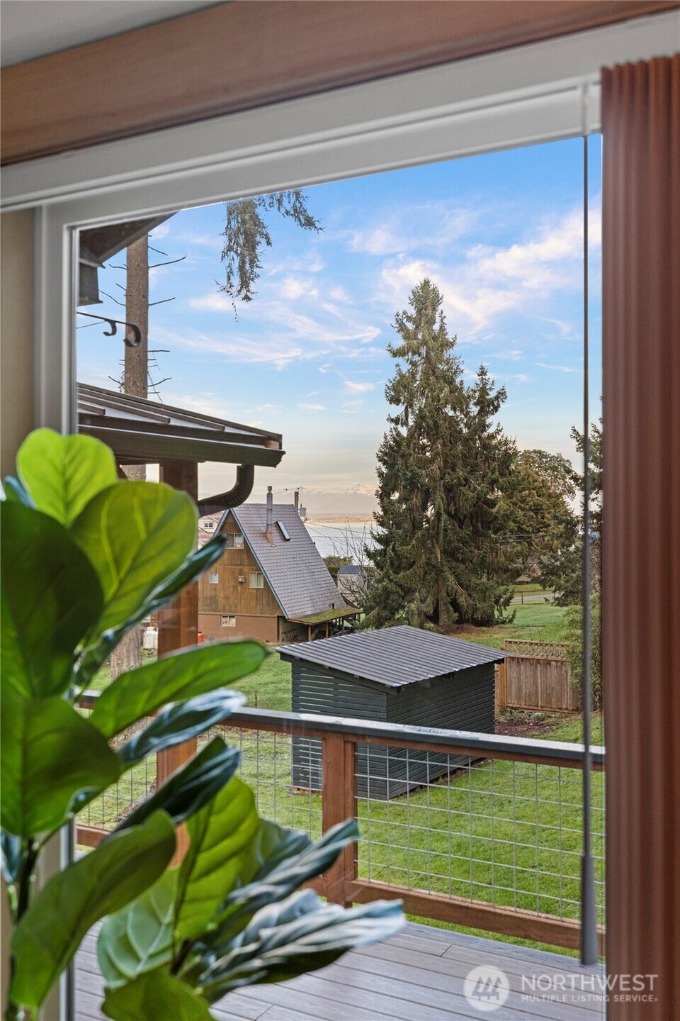 6897 Helena Street Clinton, WA 98236 - Photo 15 of 40