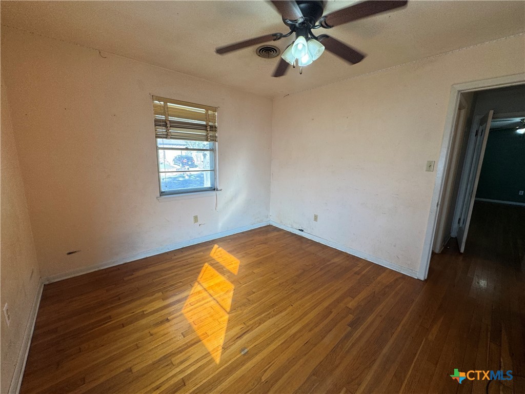 609 South 11th Street Copperas Cove, TX 76522 - Photo 28 of 38