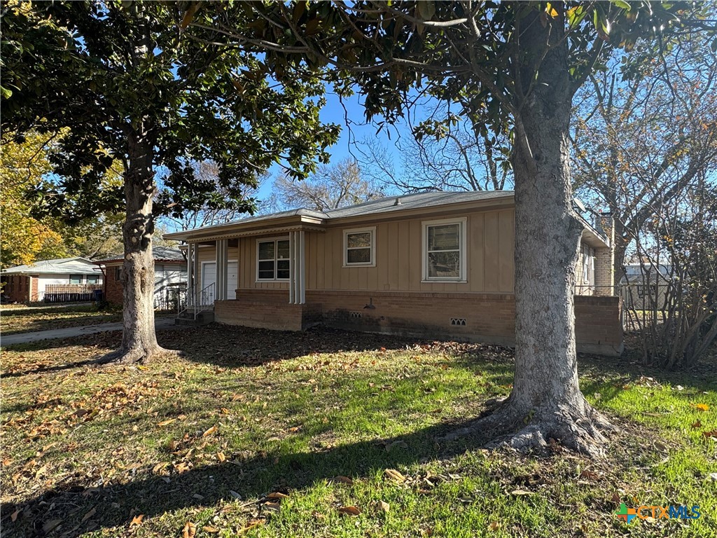 609 South 11th Street Copperas Cove, TX 76522 - Photo 3 of 38