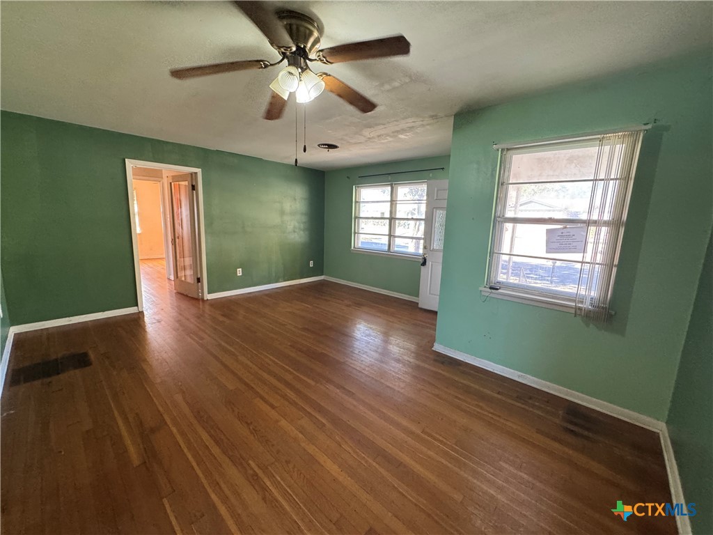 609 South 11th Street Copperas Cove, TX 76522 - Photo 6 of 38