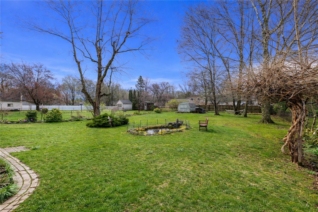 1449 Spencerport Road Gates, NY 14606 - Photo 4 of 31