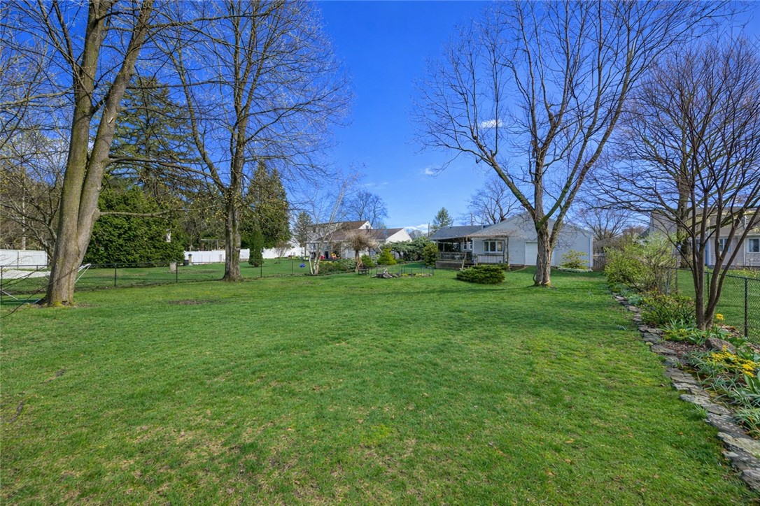 1449 Spencerport Road Gates, NY 14606 - Photo 5 of 31