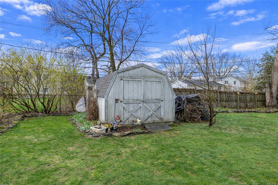 1449 Spencerport Road Gates, NY 14606 - Photo 7 of 31