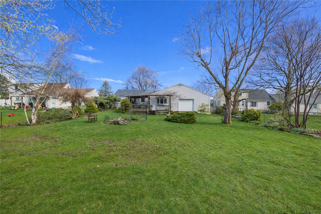 1449 Spencerport Road Gates, NY 14606 - Photo 8 of 31