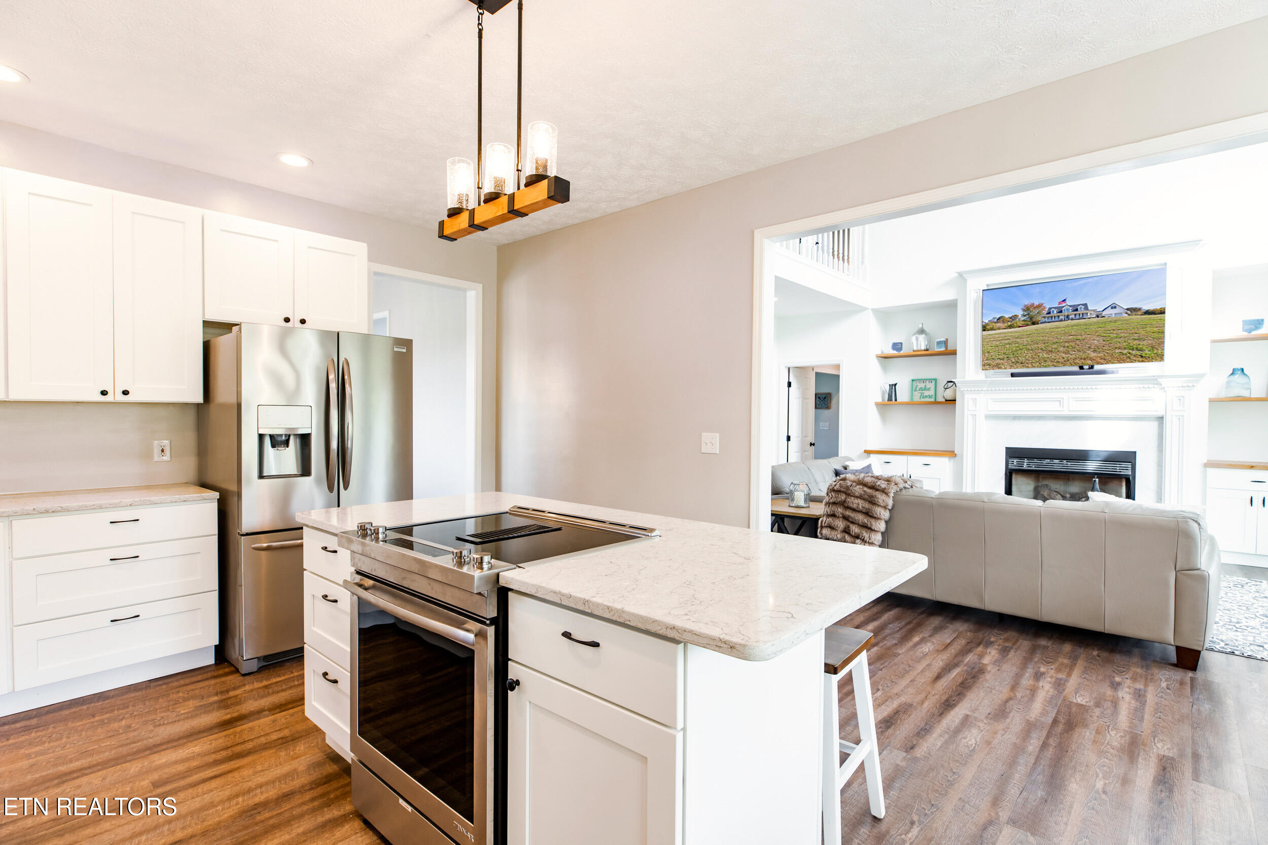 277 Deerfield Way La Follette, TN 37766 - Photo 17 of 60 Kitchen to Living