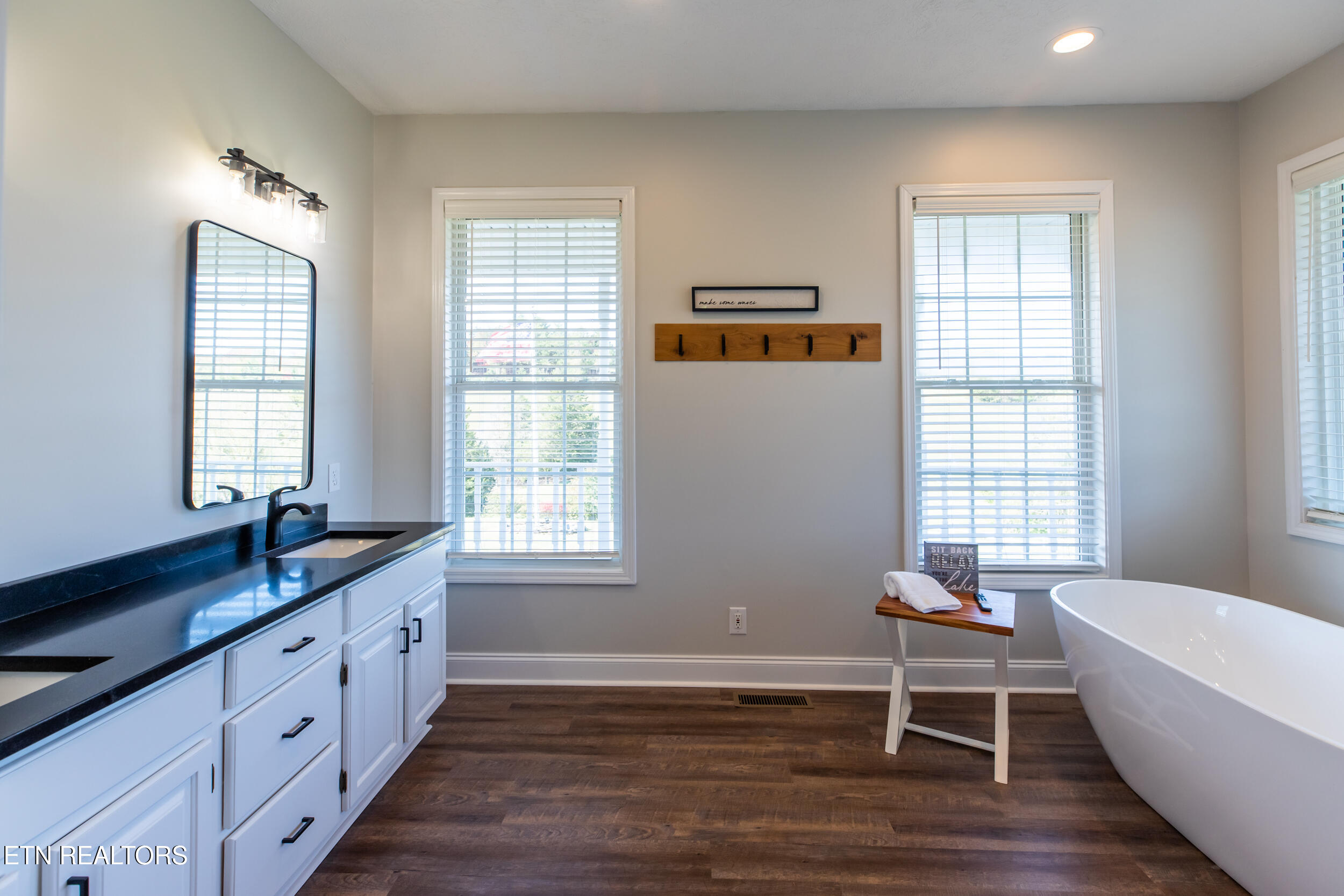 277 Deerfield Way La Follette, TN 37766 - Photo 32 of 60 Master Bath Ensuite