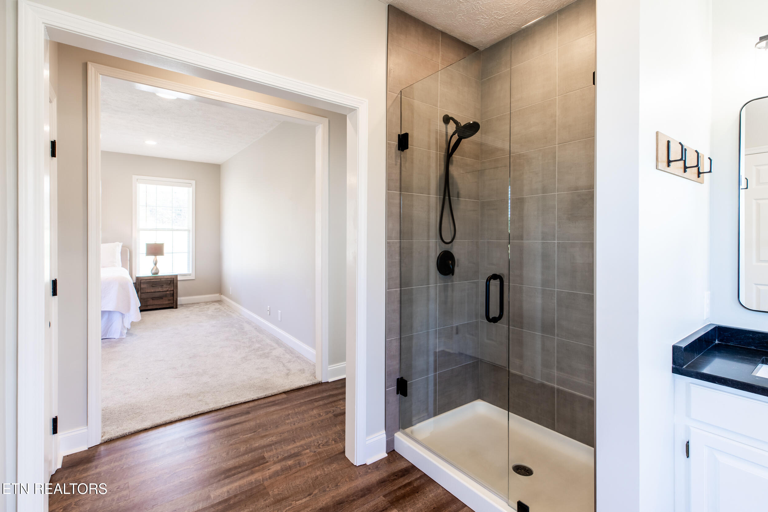 277 Deerfield Way La Follette, TN 37766 - Photo 36 of 60 Master bath shower