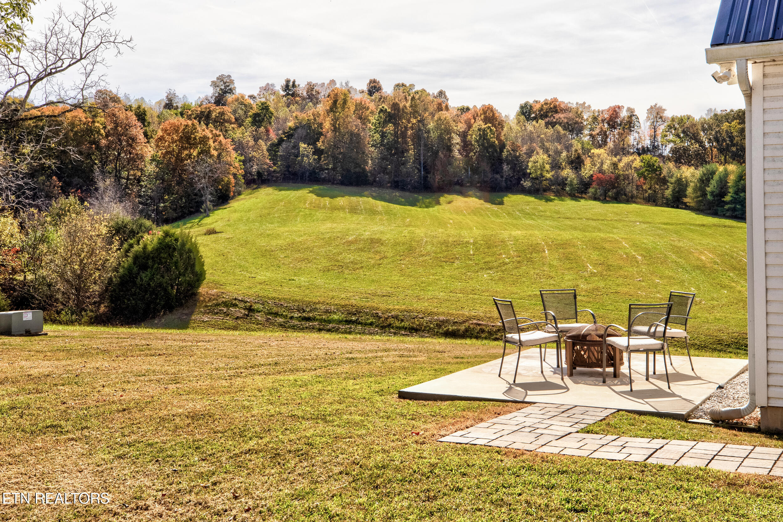 277 Deerfield Way La Follette, TN 37766 - Photo 42 of 60 Firepit patio area