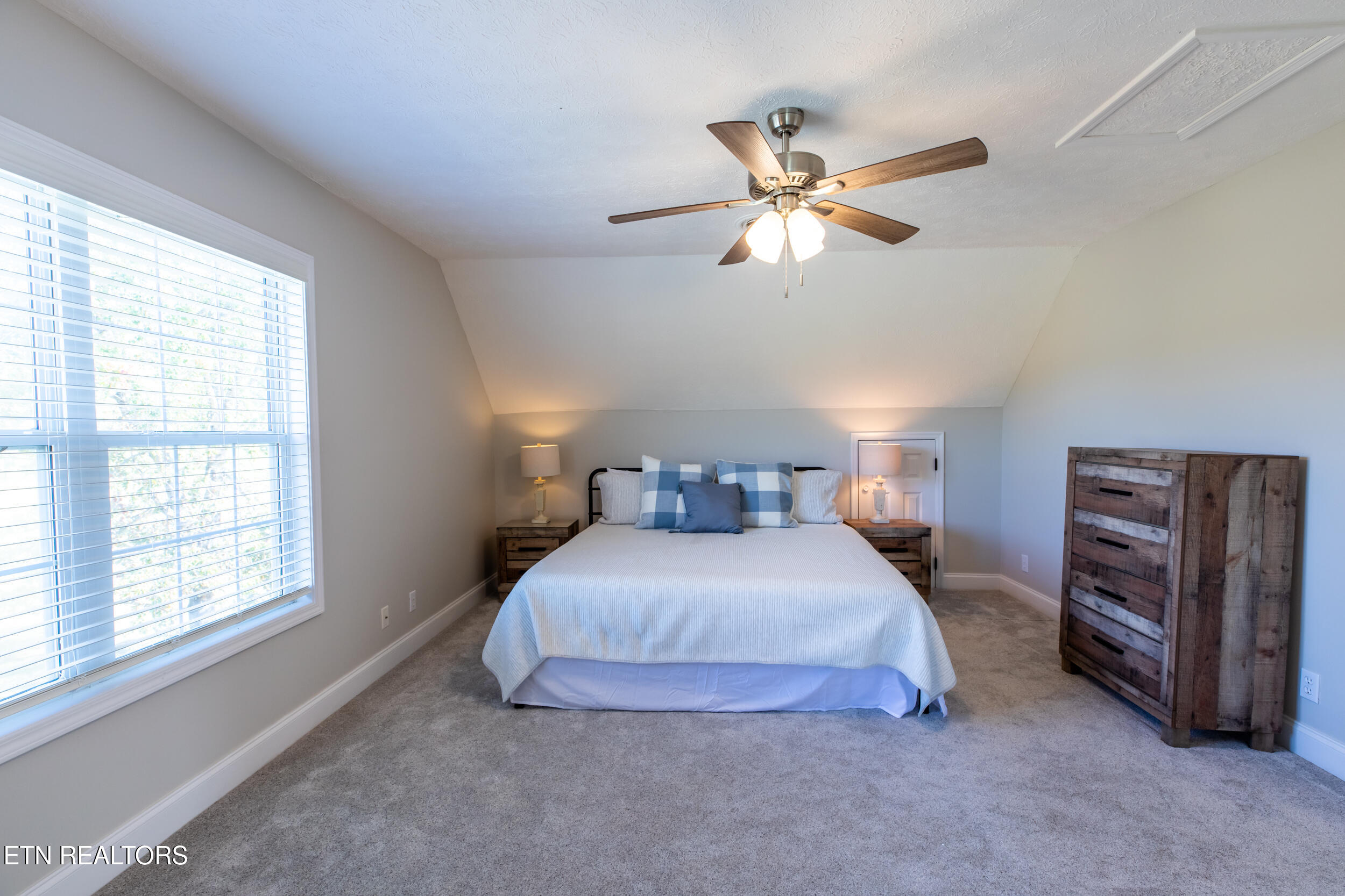 277 Deerfield Way La Follette, TN 37766 - Photo 48 of 59 Bedroom 2 upstairs