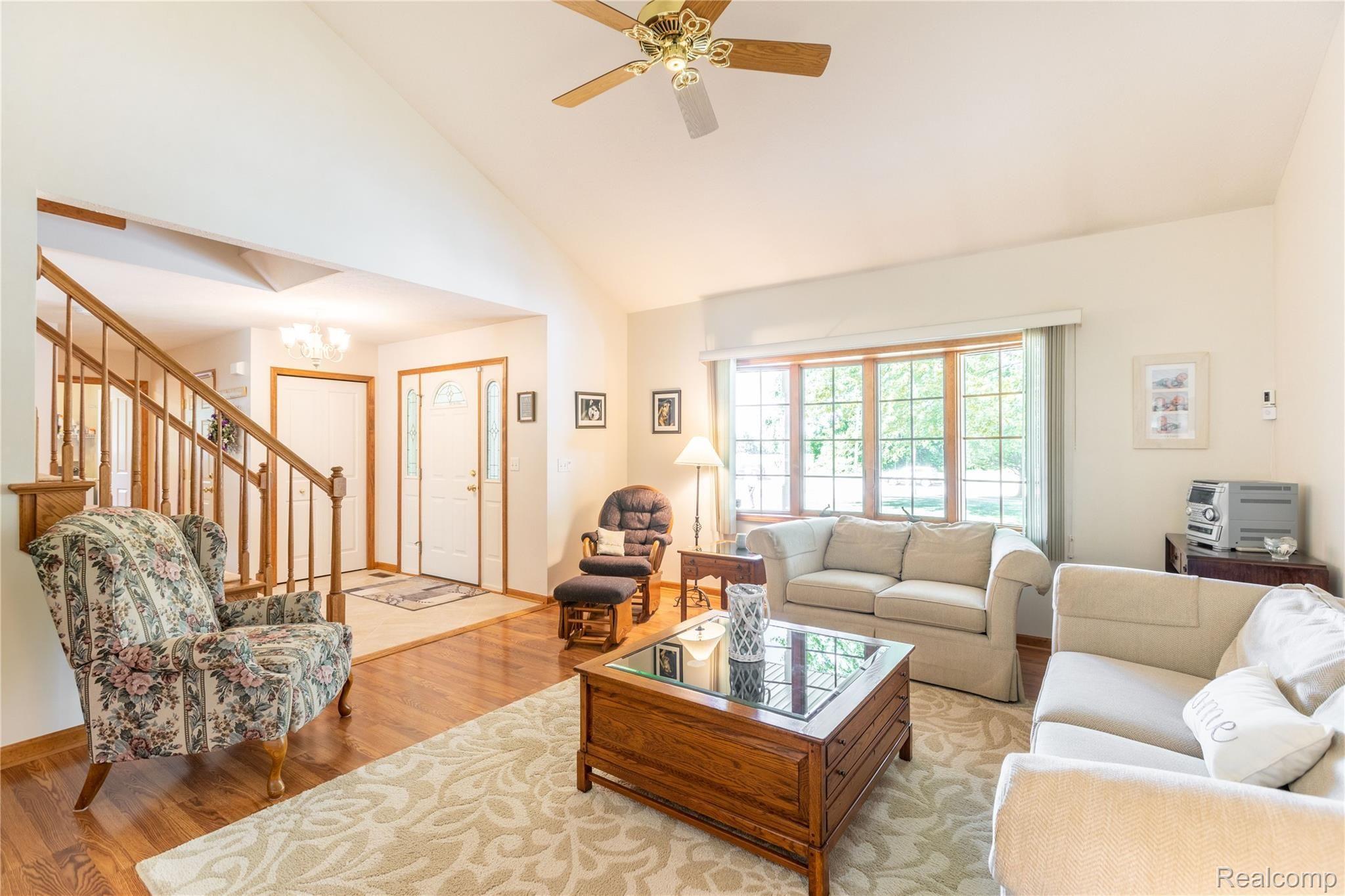 14555 Reeck Road Southgate, MI 48195 - Photo 6 of 36 14555 Reeck Rd, Southgate (4 of 36).jpg