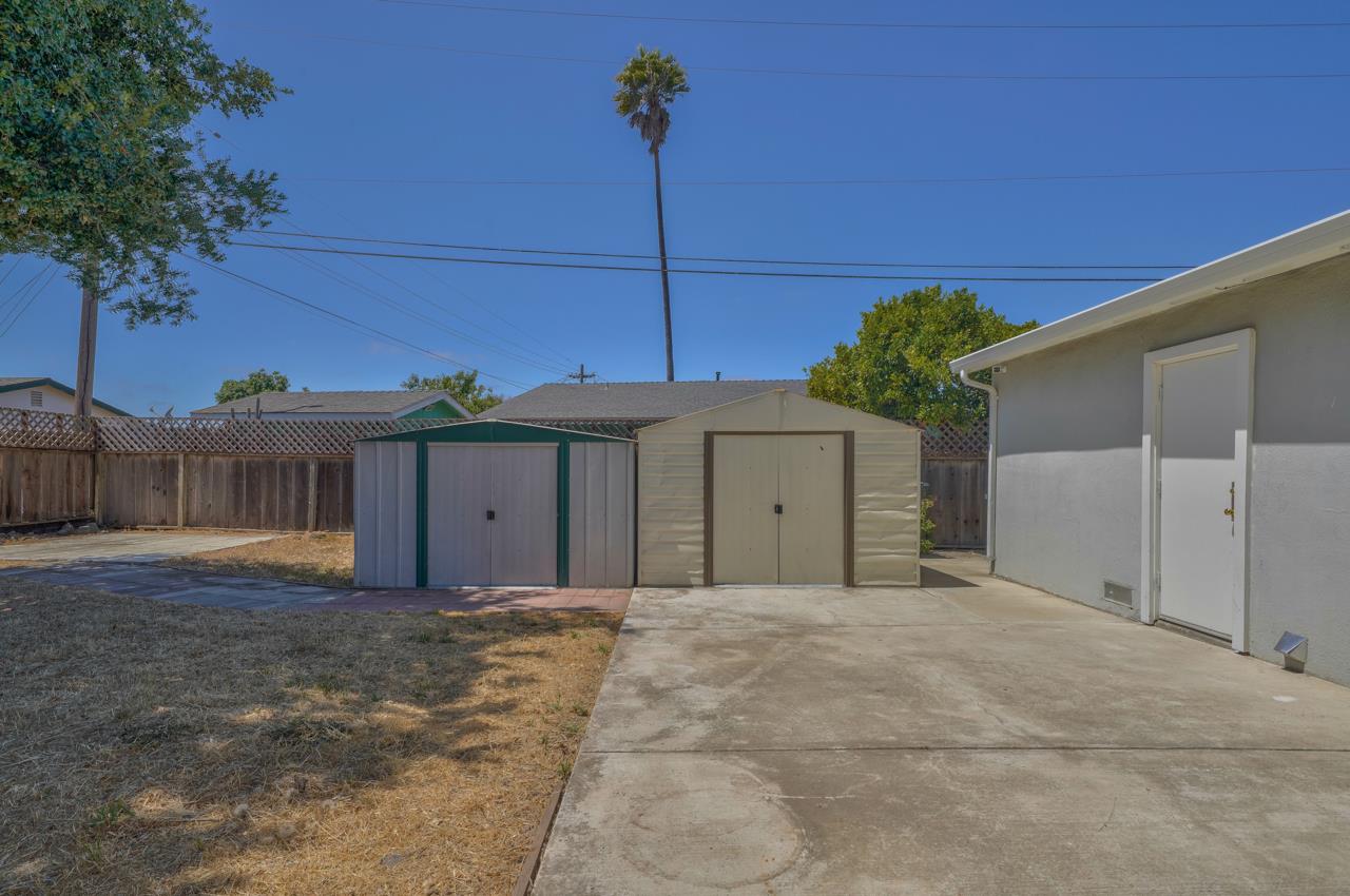 736 Sausal Drive Salinas, CA 93906 - Photo 24 of 24 a view of a garage