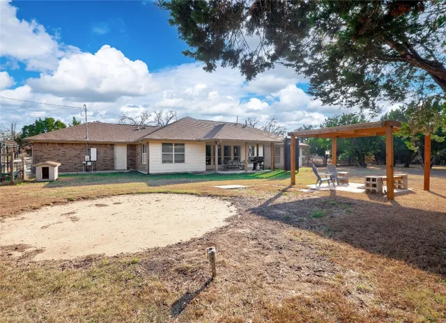 $630,500 | 616 North Baker Circle, Leander, TX 78641