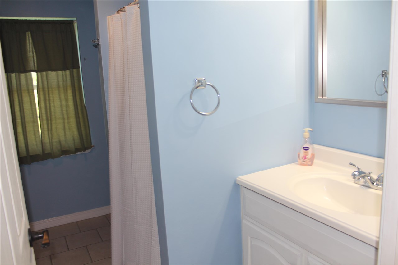 125 South Alamando Road Shepherd, MI 48883 - Photo 22 of 26 1890467-21.JPG