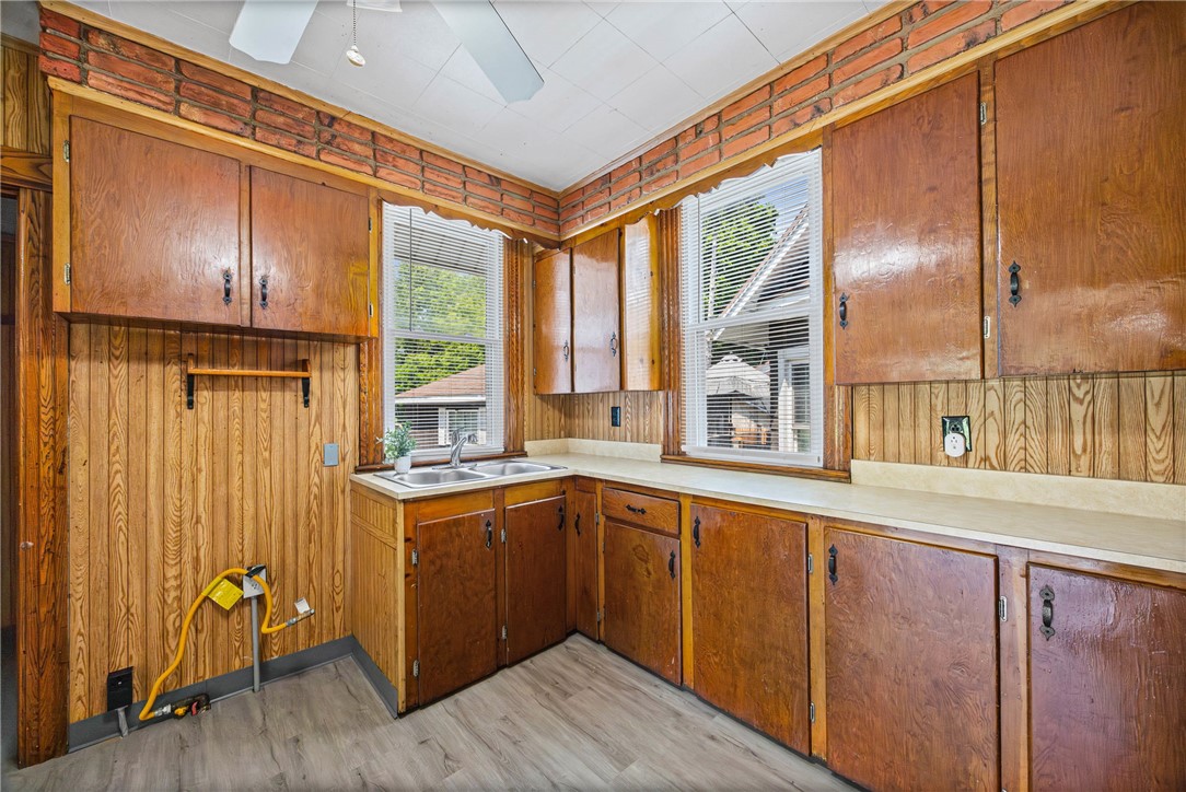 3989 Lake Avenue Rochester, NY 14612 - Photo 22 of 44