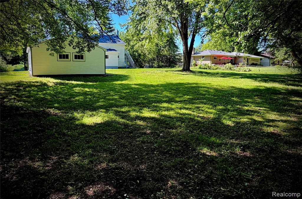 50730 Fairchild Road New Baltimore, MI 48051 - Photo 7 of 55