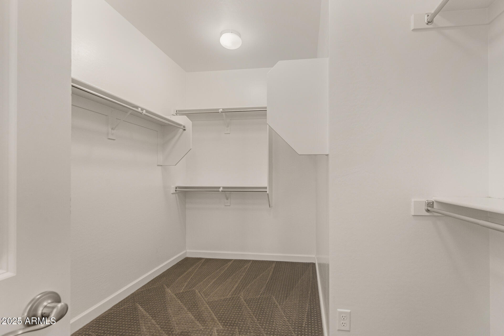 14433 West Wethersfield Road Surprise, AZ 85379 - Photo 13 of 56 20 - Wethersfield