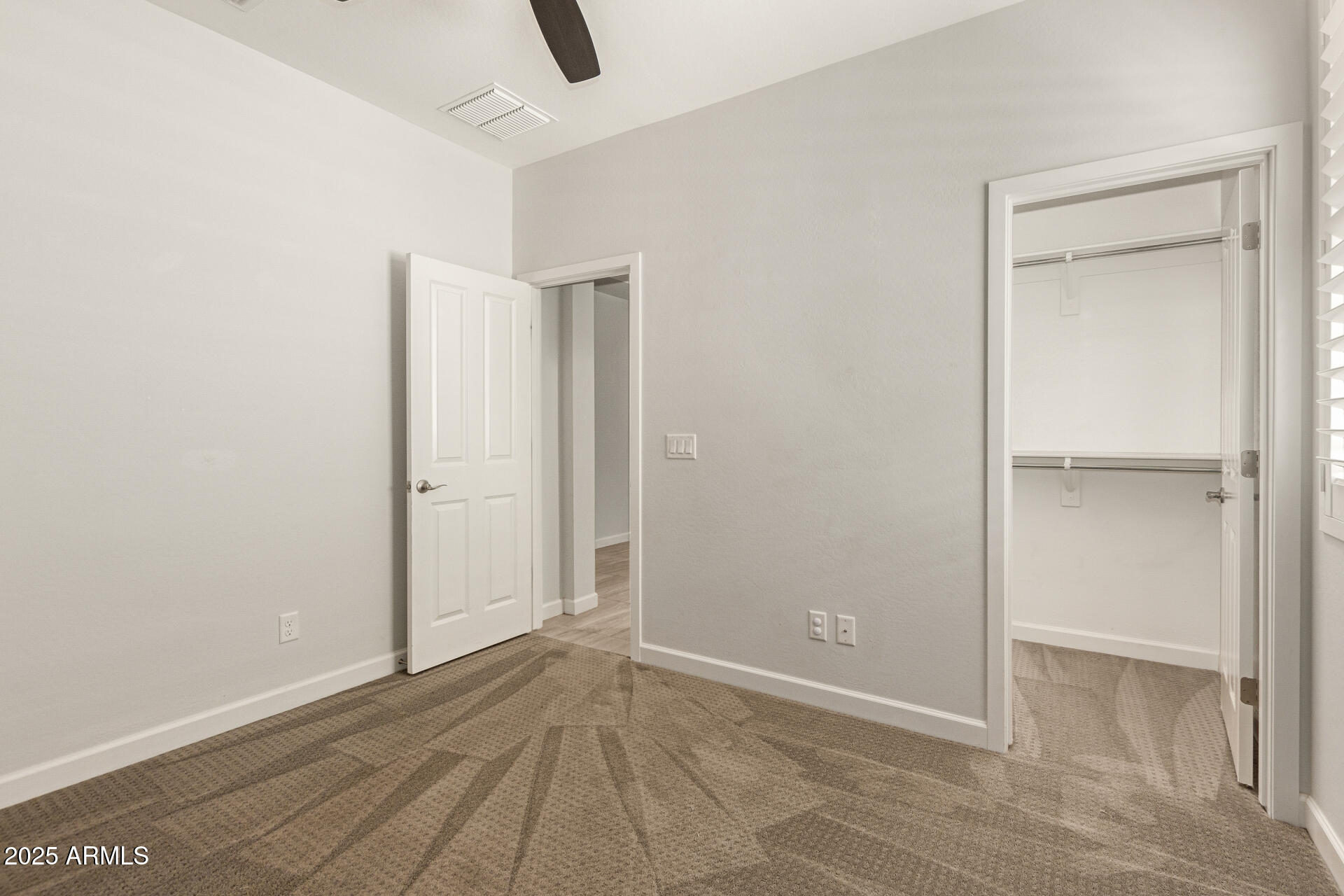 14433 West Wethersfield Road Surprise, AZ 85379 - Photo 16 of 56 24 - Wethersfield
