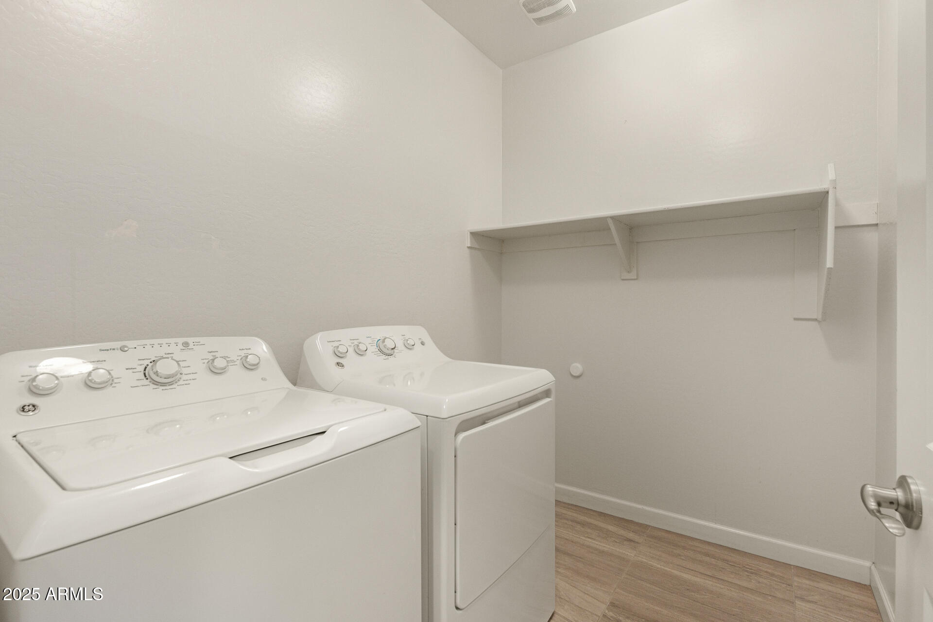 14433 West Wethersfield Road Surprise, AZ 85379 - Photo 18 of 56 26 - Wethersfield