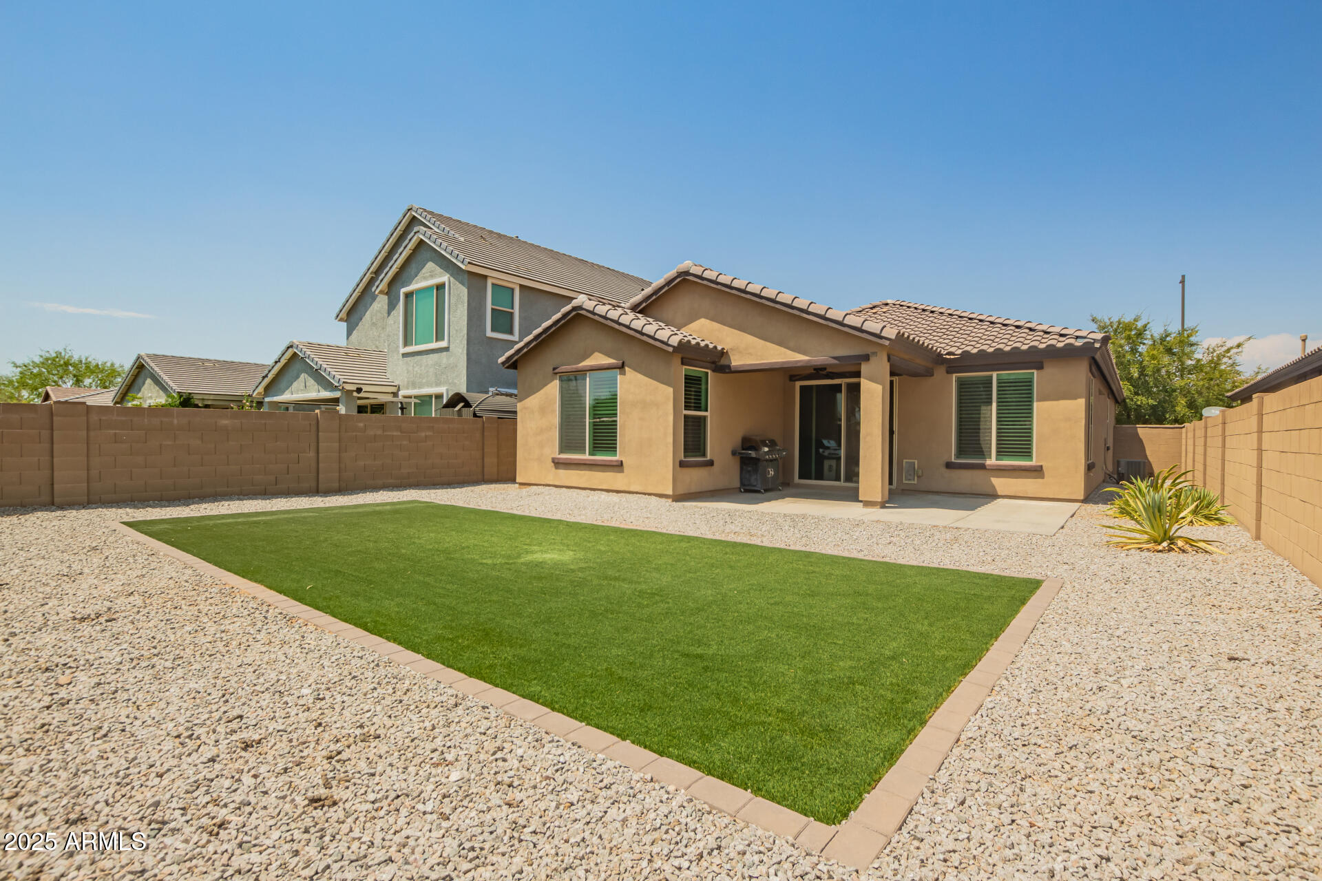 14433 West Wethersfield Road Surprise, AZ 85379 - Photo 19 of 56 27 - Wethersfield