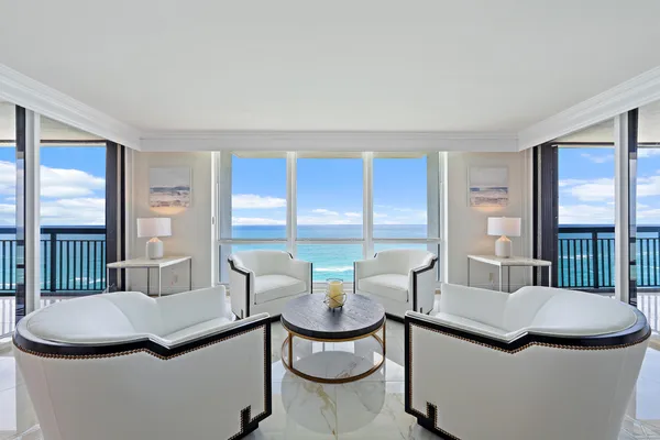 $1,700,000 | 5380 North Ocean Drive, Unit 22I, Singer Island, FL 33404