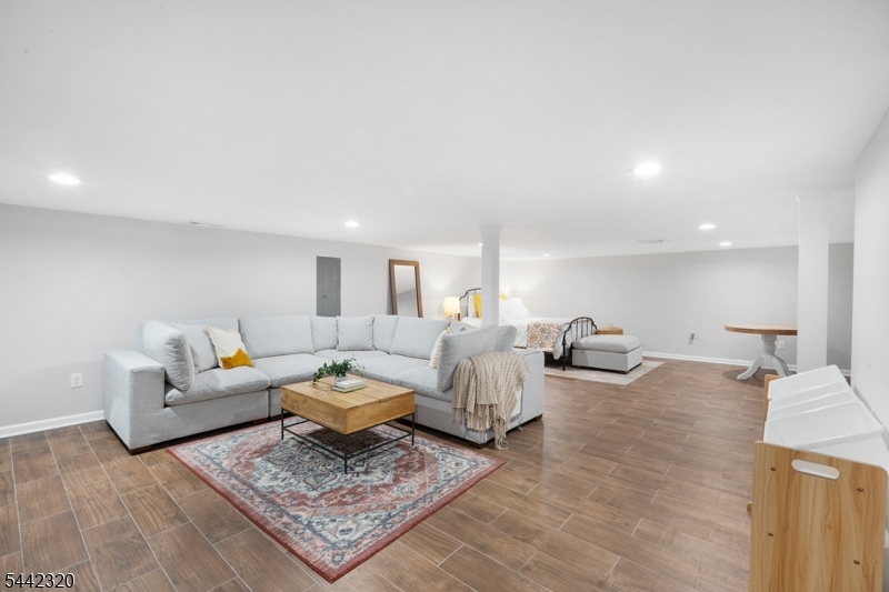 14 Calais Road Randolph, NJ 07869 - Photo 20 of 27