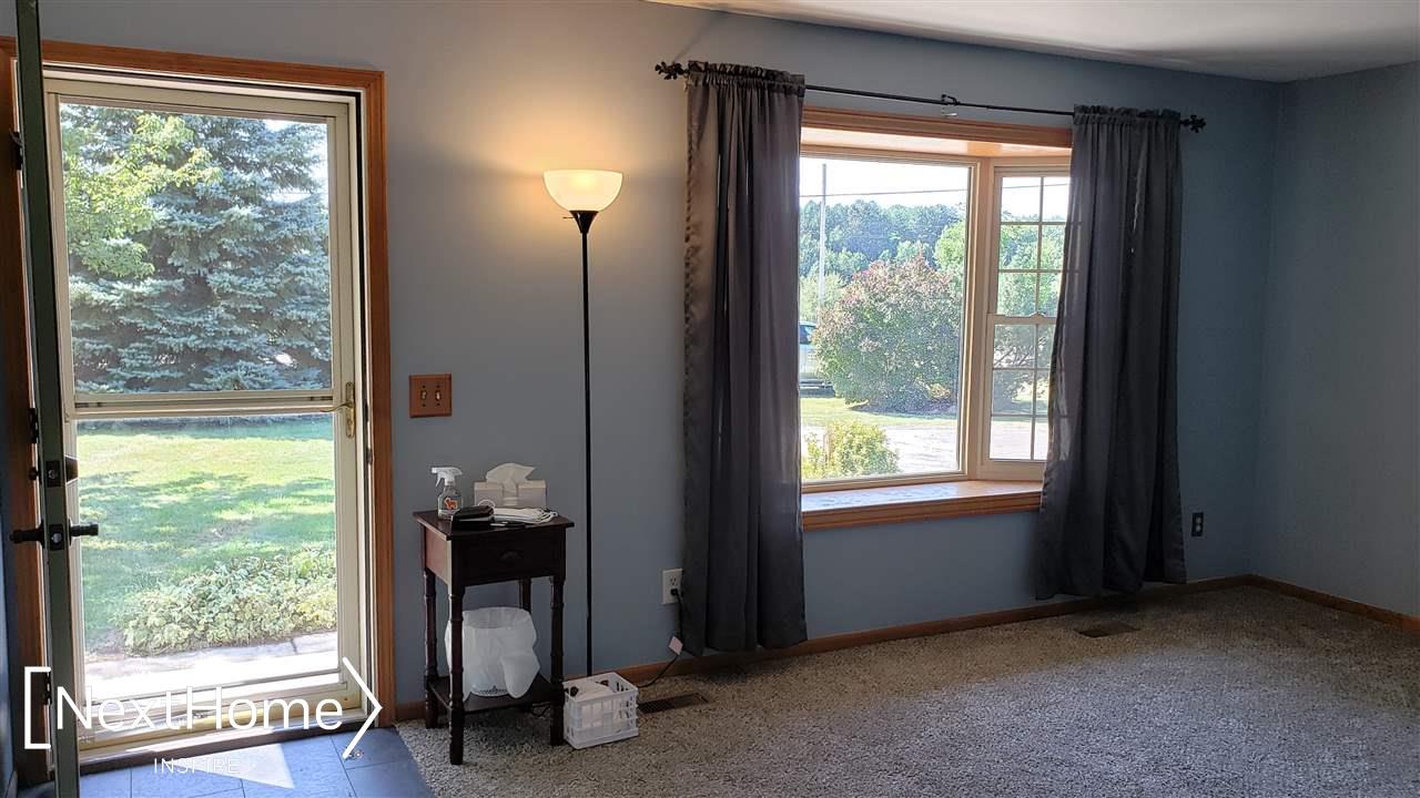 7400 Nichols Road Flushing, MI 48433 - Photo 4 of 31