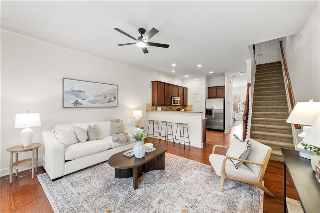 2052 Cobblestone Circle Northeast Atlanta, GA 30319 - Photo 2 of 34