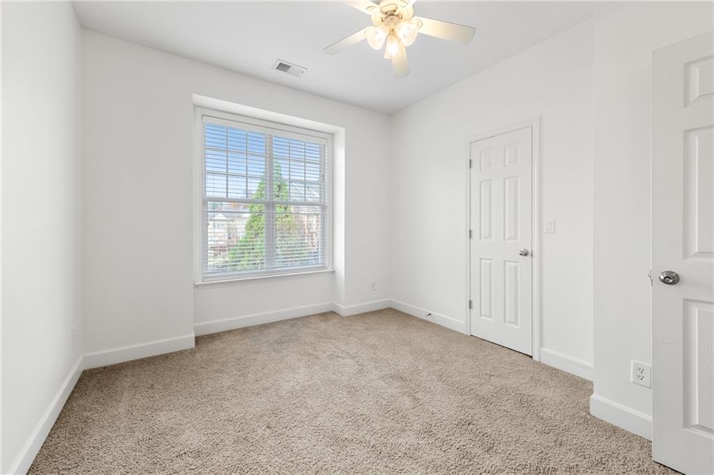 2052 Cobblestone Circle Northeast Atlanta, GA 30319 - Photo 21 of 34