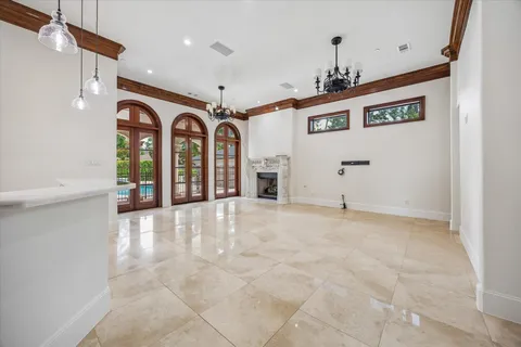 $1,925,000 | 8448 Westview Drive, Houston, TX 77055