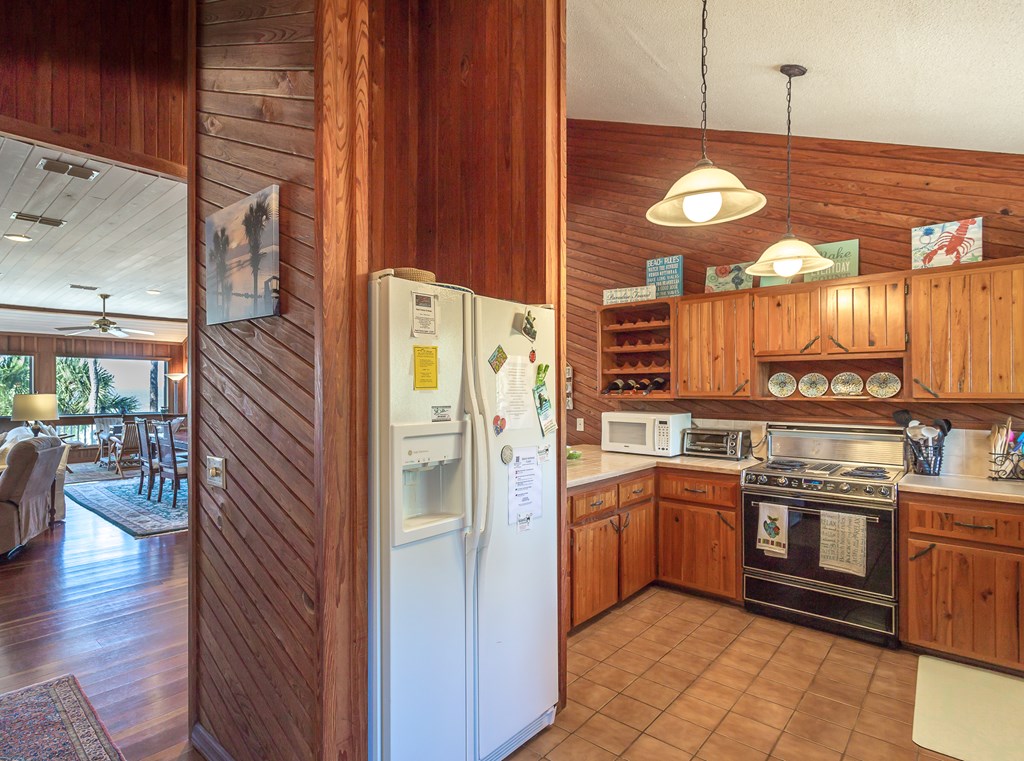 2209 Egret Point Road Eastpoint, FL 32328 - Photo 8 of 36
