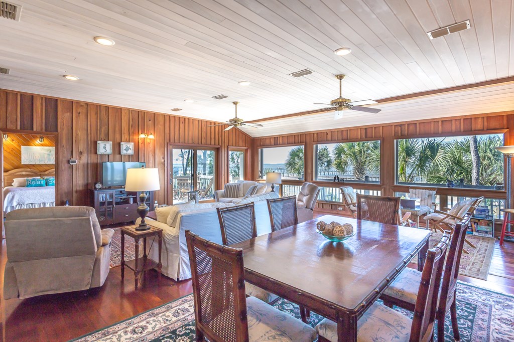 2209 Egret Point Road Eastpoint, FL 32328 - Photo 9 of 36