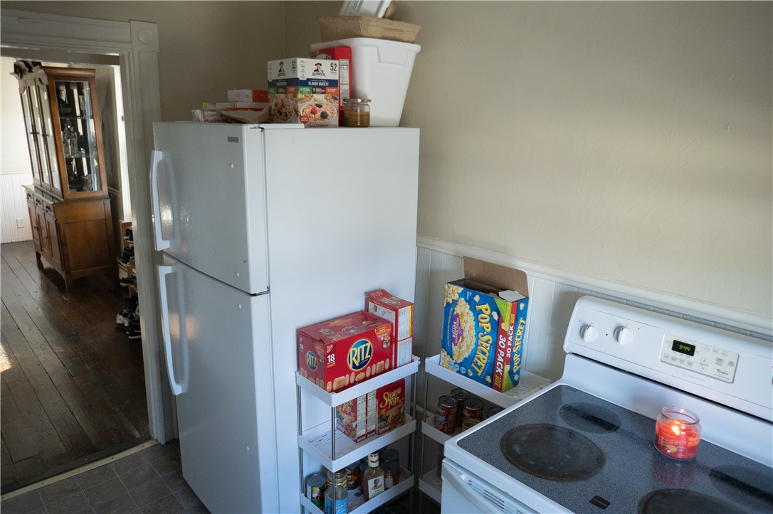 25 Read Avenue Woonsocket, RI 02895 - Photo 8 of 33